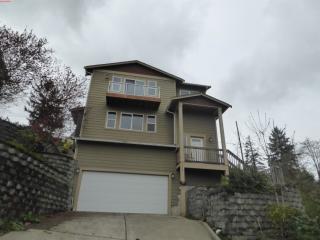 3012 Valley View Ter, Tacoma, WA 98404-3200