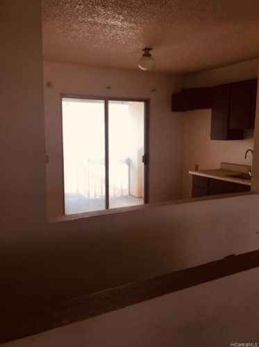 1102 19th Ave, Honolulu HI  96816-4609 exterior