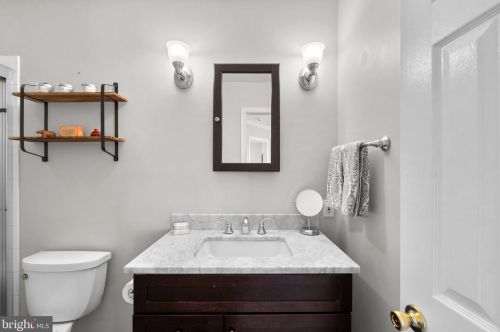 2419 Dennis Ave, Silver Spring MD 20901-2162 exterior