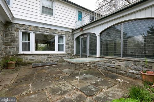 2184 Rdg Dr, Lancaster PA  17603-6150 exterior