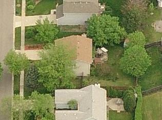 355 Stoney Brook Ct, Barrington Hills, IL 60102