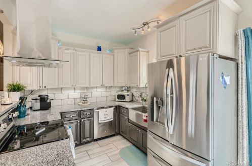 17022 Wyoming Dr, Denver CO 80017-5295 exterior