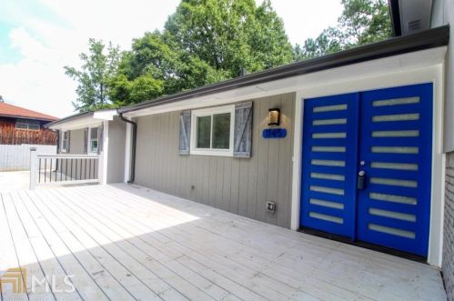 1145 Carlo Woods Dr, Atlanta, GA 30331-7344