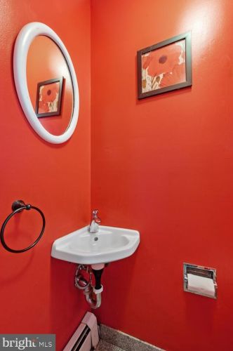 36 Bear Brook Rd, Princeton NJ  08540-6216 exterior