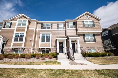 5006 93rd Ave, Minneapolis, MN 55443