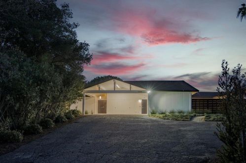 14388 Liddicoat Cir, Los Altos, CA 94022-1822
