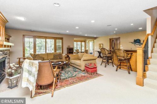 5 Hawthorne Ct, Saint Paul MN  55127-6476 exterior