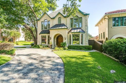 4074 Clarke Ave, Fort Worth, TX 76107-2445