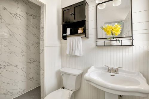 7029 Shauna Dr, Fort Worth TX  76180-7975 exterior