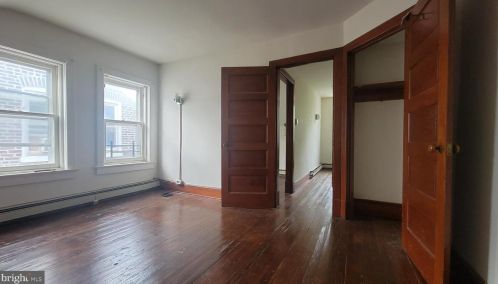 209 Rosemont Ave, Trenton NJ  08618-4425 exterior