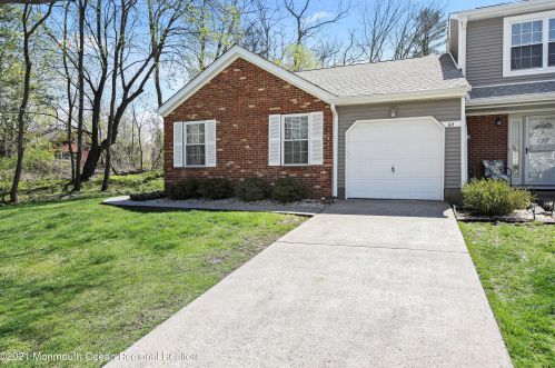 64 Redwood Dr, Tinton Falls NJ  07712-8702 exterior