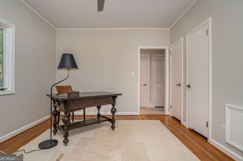 887 Berkshire Rd, Atlanta GA  30324-4929 exterior