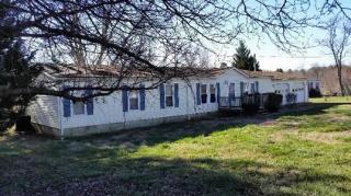 305 Rolling Meadow Dr, Thaxton, VA 24174-3005