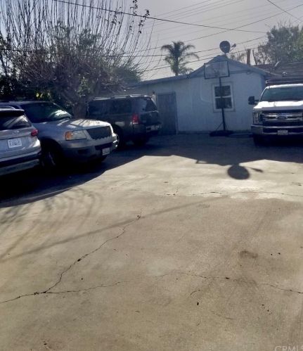 3726 Mintern St, Riverside CA  92509-4522 exterior