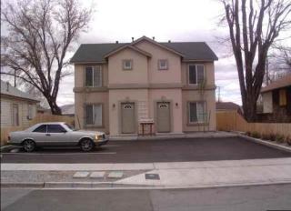 408 10th St, Sparks, NV 89431-2075