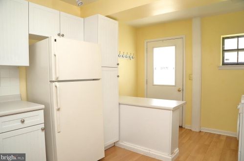 59 Valleybrook Dr, Lancaster PA  17601-4612 exterior