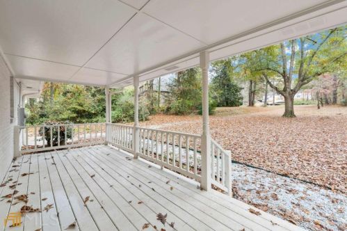 3271 Enon Rd, Atlanta GA  30349-1229 exterior