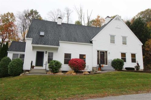 55 Apple Tree Dr, Goffstown, NH 03045-2109
