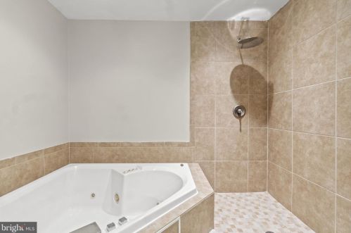 102 Bellehahn Ct, Severna Park MD  21146-4804 exterior