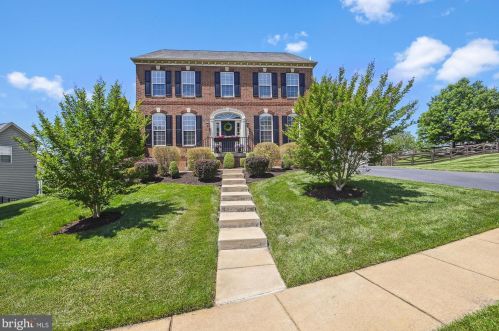 21062 Hooded Crow Dr, Leesburg, VA 20175-7512