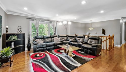 1390 King George Ct, Palatine, IL 60067-2766