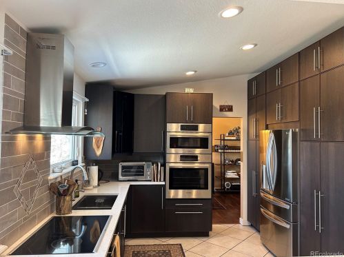 17245 Brown Cir, Aurora CO  80013-2104 exterior