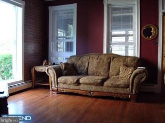 184 Liberty St, Trenton, NJ 08611-2632