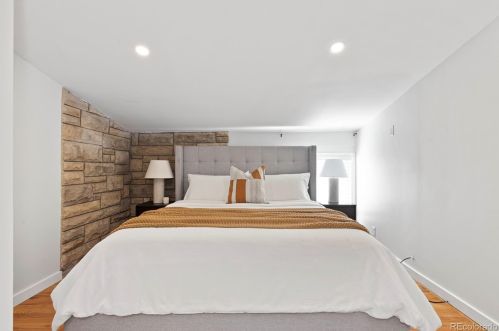 2370 Knox Ct, Denver CO  80219-5343 exterior