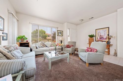 3036 Cottonwood View Dr, El Cajon, CA 92019-4642
