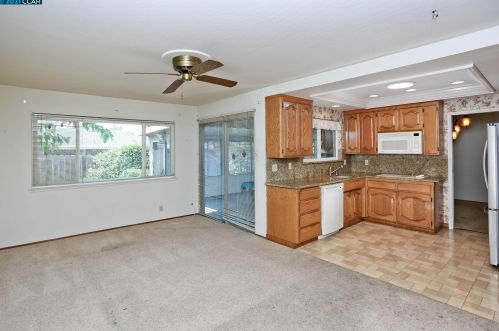 1793 Sattler Dr, Concord CA  94519-1422 exterior