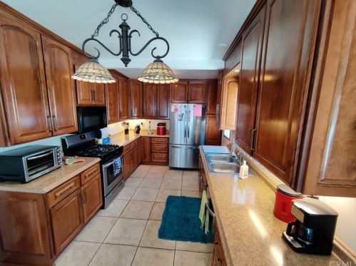 4277 Eileen St, Riverside CA  92504-2421 exterior