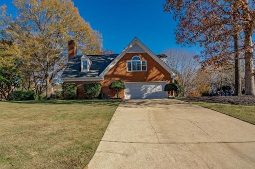 100 Gilford Way, Atlanta, GA 30350-1187