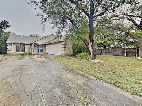 7500 Mayfair Cir, Fort Worth, TX 76123-1005