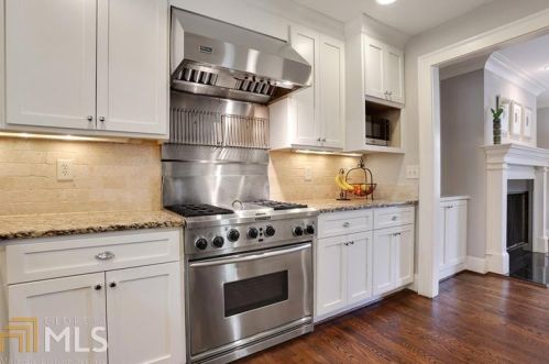 2106 Belvedere Dr, Atlanta GA  30318-1704 exterior