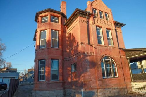 713 11th St, Pueblo, CO 81003-2247