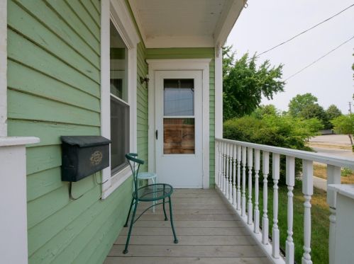 202 Franklin St, Sedan, MN 56334-1125
