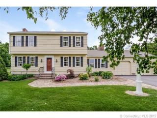 86 Bidwell St, Glastonbury, CT 06033-3002