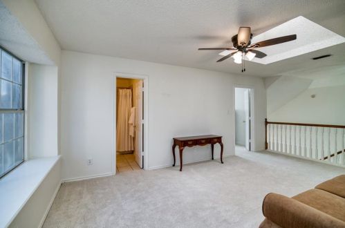 2111 Daniel Way, Carrollton TX 75006-1666 exterior