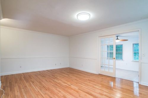 34 Arpege Way, Atlanta GA  30327-1020 exterior