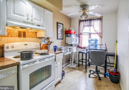 124 Fariston Dr, Philadelphia PA 19120-1007 exterior