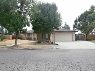 210 Shirley Ave, Fresno, CA 93727-3543
