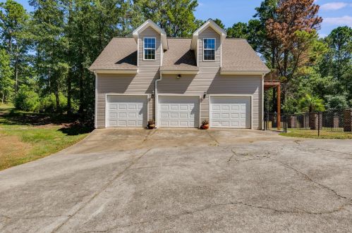 75 Riverside St, Franklin, GA 30217-6476