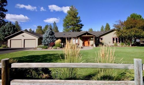 15740 Trapper Pt Rd, Black Butte Ranch OR  97759-9671 exterior