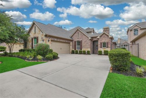 10 Chase Mills Pl, Tomball, TX 77375-4638