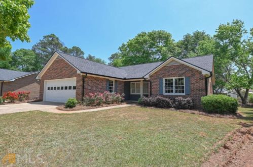1135 Fieldstone Rd, Watkinsville, GA 30677-1574