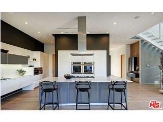 6617 Lindenhurst Ave, Los Angeles CA  90048-4611 exterior