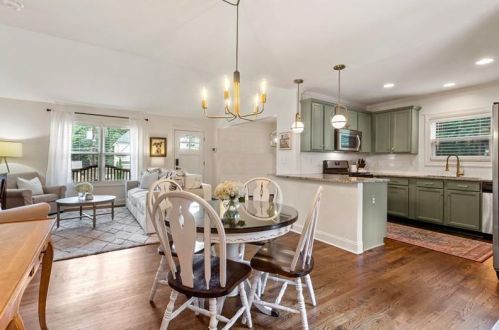 1888 Ham Dr, Atlanta GA  30341-3222 exterior