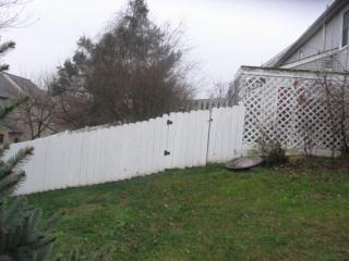 100 Garrett Cir, Ephrata, PA 17522-2630