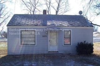 2829 Dean Ave, Terre Haute IN  47803-3712 exterior
