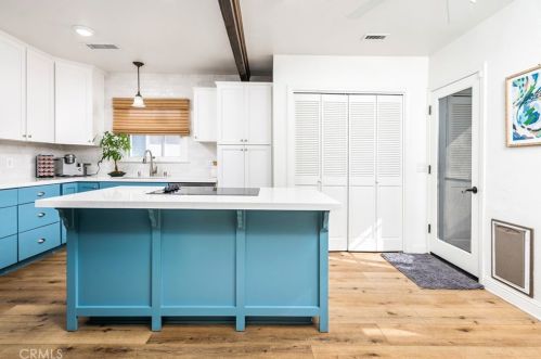 3980 Ramona Dr, Riverside CA  92506-1156 exterior